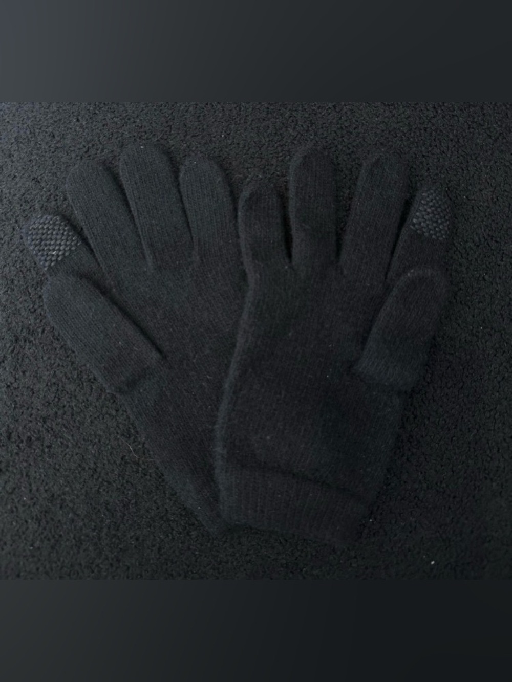 Men's Black Touchscreen Knit Gloves